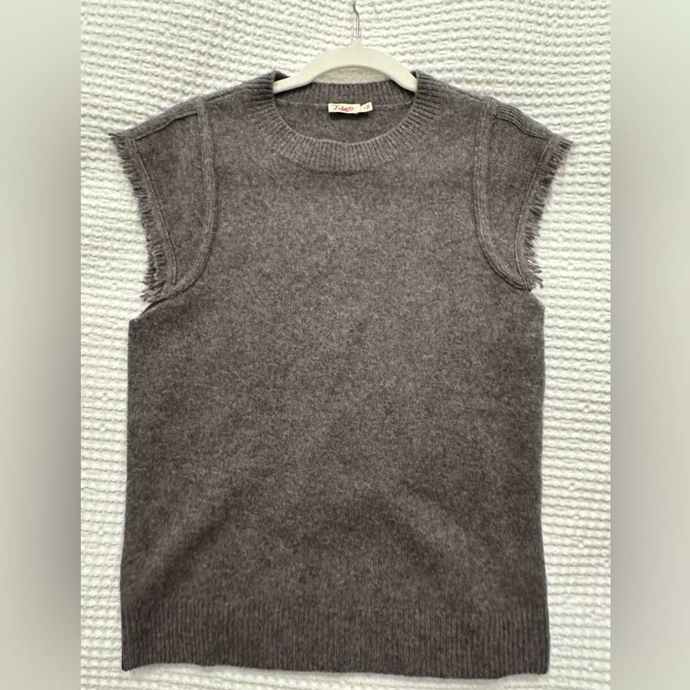 Faherty Wool Charcoal Gray Knit Sweater Vest Size L